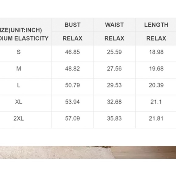 Super cute woman tops off shoulder ruffled blouse - Picture 8 of 8